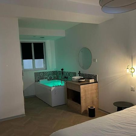 Appartement Spa 2 Pers-Couteliers-Centre Ville Moulins  Exterior photo